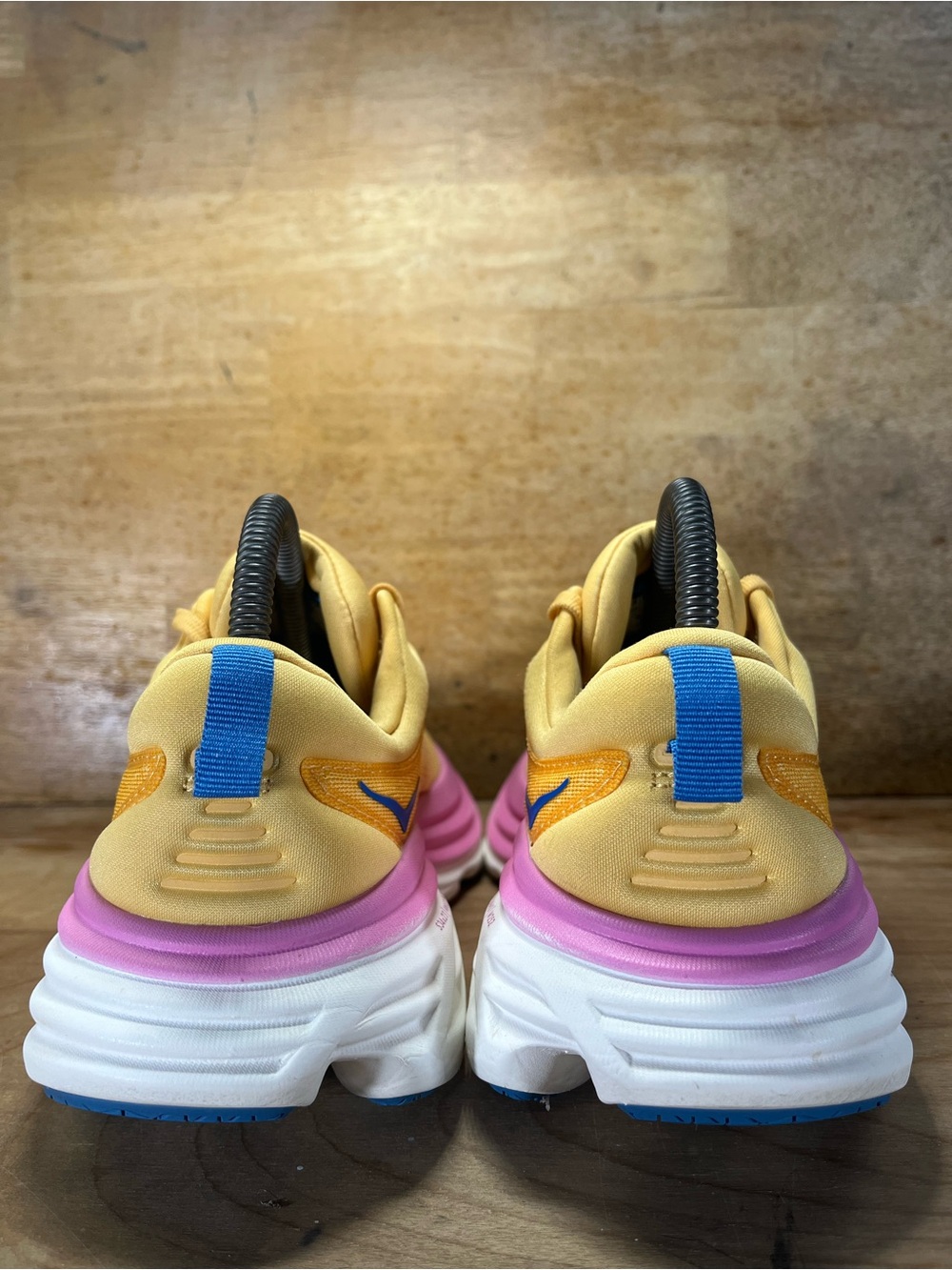 Hoka One One Bondi 8 Womens Size 7.5 Running Shoes Sneakers Impala Cyclamen - Picture 5 of 12